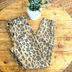 Vintage cheetah, soft fit